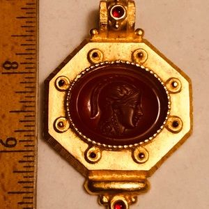 Fabulous Heraldic Gerard Yoska Roman Head Cameo pendant